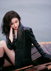 我们冷艳经历未删减